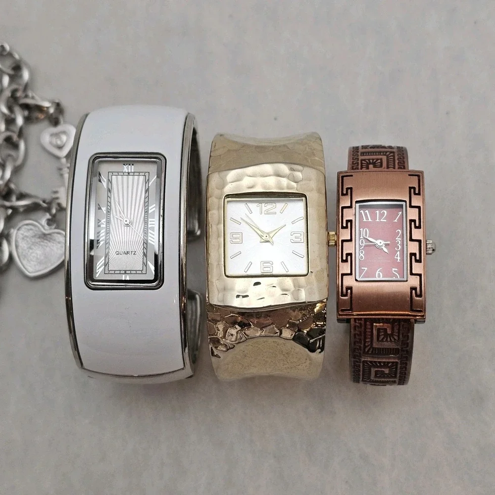 Women's Watch Casual And Dress Fashion Lot Of 7 *read